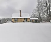 Upscale Montgomery Cabin, Near Jay Peak Resort!