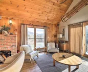 Upscale Montgomery Cabin, Near Jay Peak Resort!