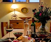 Antonia - Stylish Historic East Side Retreat, Walk Everywhere