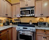 Antonia - Stylish Historic East Side Retreat, Walk Everywhere