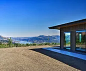 Luxury Home w/Views - 5 Min to Columbia River