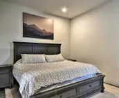 Luxury Home w/Views - 5 Min to Columbia River