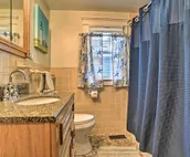Mid Cape Retreat: Private Way to Beach, 3 Min Walk