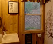 Dreamcatcher - Pet-Friendly Cozy rustic cabin with hot tub and fire pit only 10