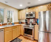 Inviting house near the beach with private hot tub & game room