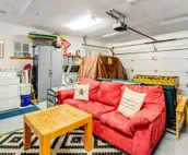 Inviting house near the beach with private hot tub & game room