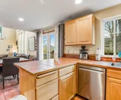 Inviting house near the beach with private hot tub & game room