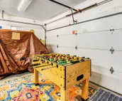 Inviting house near the beach with private hot tub & game room