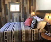 3 Bedroom suite with fireplace close to ski resort