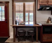 Cozy suite on large property, close to skiing and glacier national park