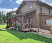 Cozy suite on large property, close to skiing and glacier national park