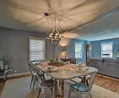 Cute Emporia House - Mins to Downtown & ESU!