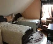 Historic Bristol Town Center Apartment