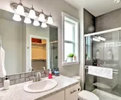 Modern Kennewick Home Near Golfing & Wineries