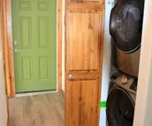 Lower Paradise Log Cabin - Nightly Rental in the Woods