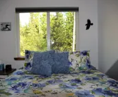 Lower Paradise Log Cabin - Nightly Rental in the Woods