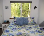 Lower Paradise Log Cabin - Nightly Rental in the Woods