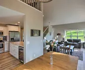 NEW! Heart of Black Hills Home by Mickelson Trail!