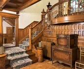Downtown Mansion near Notre Dame