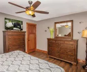 10% Booking Deposit | Smoky Mtn Sunrise | Dogs OK | Mtn View | Hot Tub | Games!
