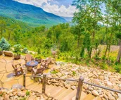 10% Booking Deposit | Smoky Mtn Sunrise | Dogs OK | Mtn View | Hot Tub | Games!