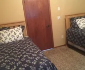 5 Bed/3.5 Bath-Sleeps Up To 17-easy I-90 on/off Chamberlain/Oacoma