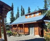 JBs Alaska Getaway Custom Log Cabin sleeps 6