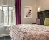 Aspenwood Manor- Modern 2bed/1ba Luxury Condo -(City Lights)