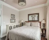 Aspenwood Manor- Magnificent and Luxurious Vienna-inspired condo!