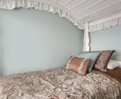 Aspenwood Manor- Magnificent and Luxurious Vienna-inspired condo!