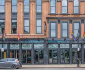 Frontdesk | 1BR Apt By Louisville Slugger Field