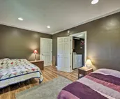 The Junction: Victorian Home in Quaint Fortville!
