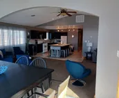 Penthouse on the lake, walking distance from Indiana Beach