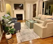 *EXTRA CLEAN*Renovated 2019 + Brand New Furniture! Open Plan & Short Walk to ND!