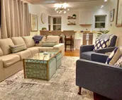 *EXTRA CLEAN*Renovated 2019 + Brand New Furniture! Open Plan & Short Walk to ND!