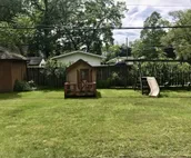 *EXTRA CLEAN*Renovated 2019 + Brand New Furniture! Open Plan & Short Walk to ND!