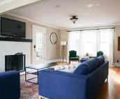 The Common Ground- Historic Mansion Two Blocks From Campus