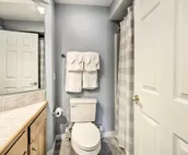 West Dover Townhouse w/ Deck, Grill & Amenities!