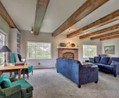 Remodeled Historic Farmhouse ~20 Mi to KC!
