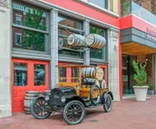 Frontdesk | Chic Flat in Downtown Louisville