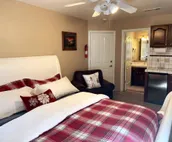 YoBee! Heart of Yosemite. Homey Studio. Reservations + Breakfast included ~U1