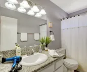 Relaxing 5bd/4ba + pool/spa/sauna, 10min to Strip