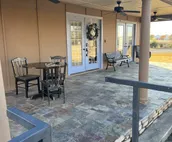 Cozy family bungalow perfect for a couple or family of four