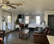Cozy family bungalow perfect for a couple or family of four