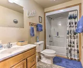Cabin w/ On-Site Trails - 15 Miles to Mt Rushmore!