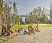 Rustic 3-Story Pittsburg Cabin w/ Lake & Mtn Views
