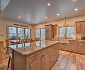 Rustic 3-Story Pittsburg Cabin w/ Lake & Mtn Views