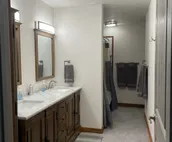 Stellar Blue Chalet - Sleeps 6+. Pets on approval.  Near Alyeska Ski Resort