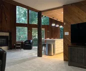 Stellar Blue Chalet - Sleeps 6+. Pets on approval.  Near Alyeska Ski Resort