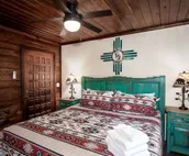 Midtown Riverfront Complex | Hot Tubs, Fireplace!